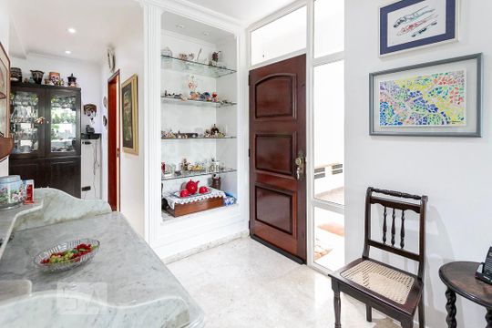 Hall de Entrada de casa à venda com 5 quartos, 484m² em Vila Madalena, São Paulo