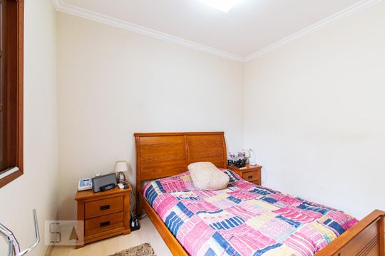 Suíte de casa à venda com 5 quartos, 313m² em Parque Jabaquara, São Paulo