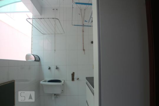 Área Externa de casa para alugar com 3 quartos, 140m² em Vila Valença, São Vicente