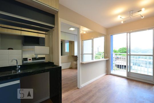 Sala de apartamento para alugar com 1 quarto, 35m² em Vila Guarani (z Sul), São Paulo