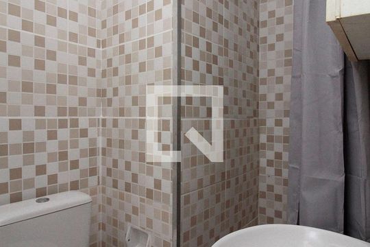 Banheiro de kitnet/studio à venda com 1 quarto, 30m² em Vila Buarque, São Paulo