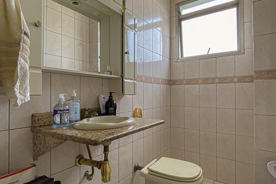 Lavabo de apartamento à venda com 3 quartos, 170m² em Penha, Rio de Janeiro