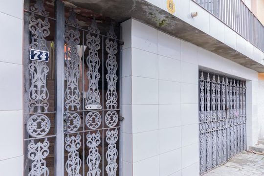 Fachada de casa para alugar com 1 quarto, 50m² em Vila Euthalia, São Paulo
