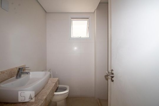 Banheiro da Suíte 1 de apartamento à venda com 2 quartos, 72m² em Camaquã, Porto Alegre
