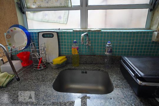 Cozinha de casa à venda com 4 quartos, 188m² em Sarandi, Porto Alegre