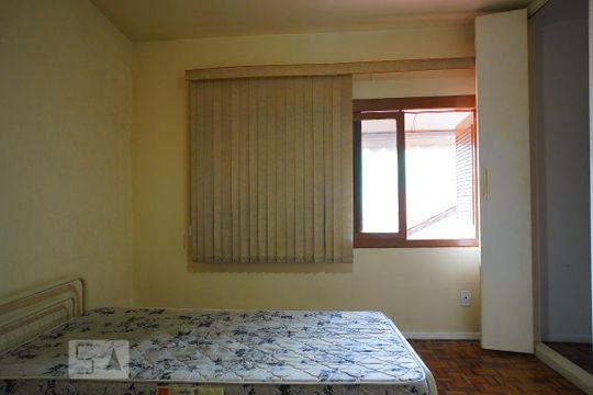 Cobertura de casa à venda com 4 quartos, 188m² em Sarandi, Porto Alegre