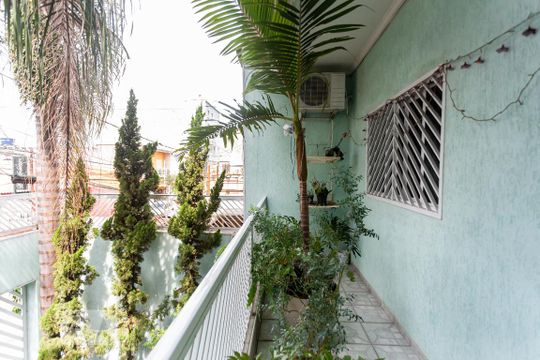 Varanda de casa à venda com 5 quartos, 600m² em Km 18, Osasco