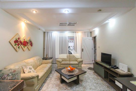 Casa à venda com 4 quartos, 227m² em Jardim Panorama (zona Leste), São Paulo