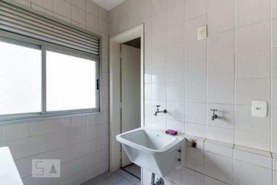 Área de Serviço de apartamento para alugar com 3 quartos, 76m² em Vila Olímpia, São Paulo