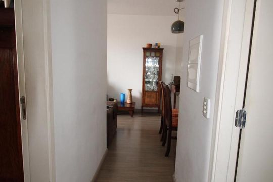 Corredor de apartamento à venda com 2 quartos, 67m² em Vila Industrial, Campinas