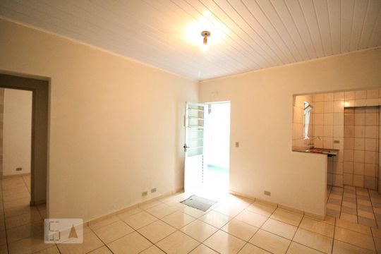 Casa para alugar com 1 quarto, 45m² em Vila Pereira Cerca, São Paulo