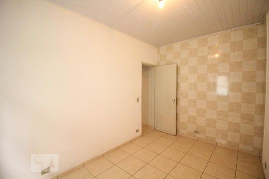 Quarto de casa para alugar com 1 quarto, 45m² em Vila Pereira Cerca, São Paulo