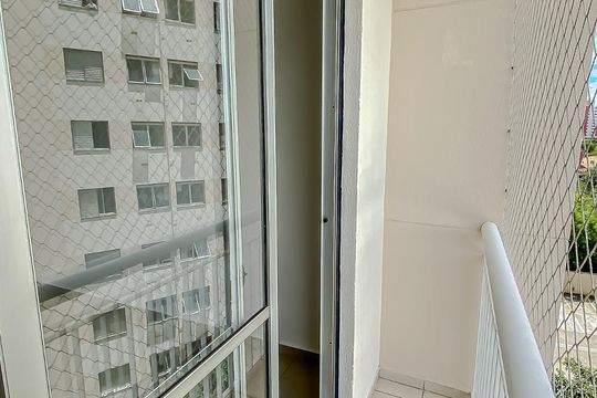 Varanda de apartamento à venda com 2 quartos, 50m² em Vila Guilhermina, São Paulo
