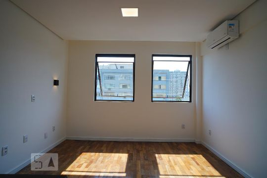 Sala de apartamento à venda com 1 quarto, 42m² em Independência, Porto Alegre