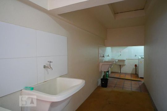 Area Comum - Lavanderia de apartamento à venda com 1 quarto, 42m² em Independência, Porto Alegre