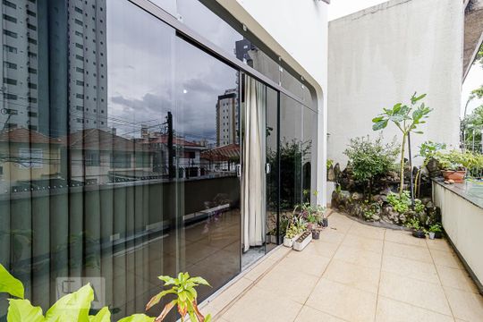 Sacada de casa à venda com 3 quartos, 200m² em Vila Mariana, São Paulo