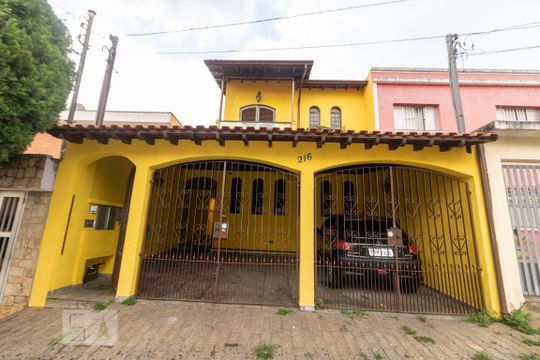 Casa à venda com 3 quartos, 192m² em Vila Homero Thon, Santo André
