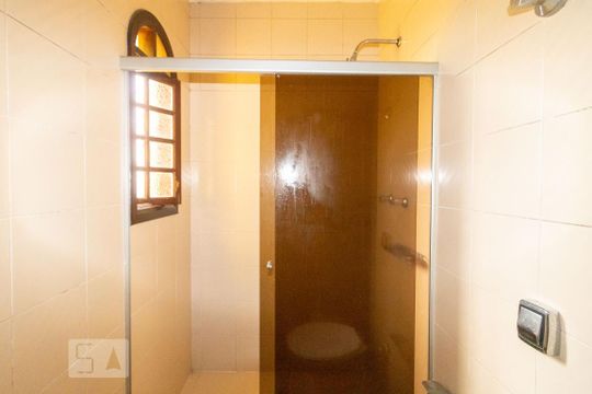 Casa à venda com 3 quartos, 192m² em Vila Homero Thon, Santo André