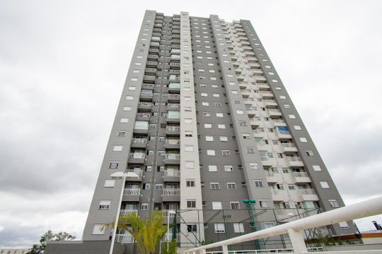 Fachada do Bloco de apartamento para alugar com 2 quartos, 49m² em Jaguaribe, Osasco