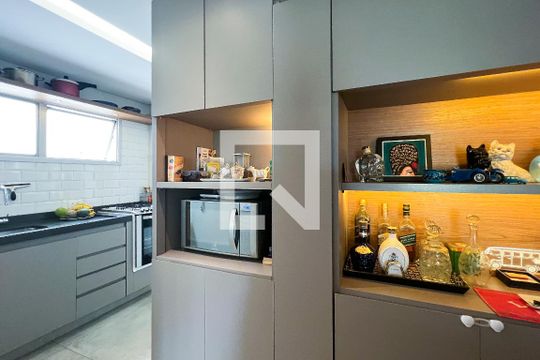 Bar de apartamento à venda com 2 quartos, 65m² em Vila Olímpia, São Paulo