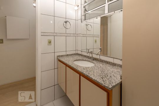 Banheiro de apartamento à venda com 2 quartos, 92m² em Santo Amaro, São Paulo