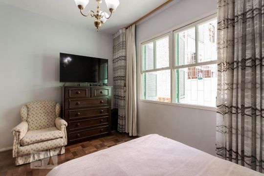 Quarto 1 de apartamento para alugar com 3 quartos, 95m² em Jardim Carvalho, Porto Alegre