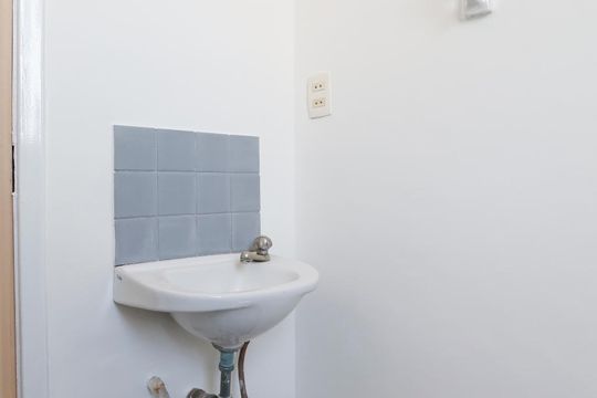 Banheiro de apartamento para alugar com 1 quarto, 43m² em Bela Vista, São Paulo