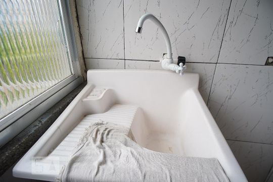 Cozinha - Area de Serviço de apartamento para alugar com 2 quartos, 48m² em Rubem Berta, Porto Alegre