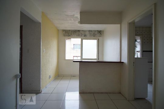 Apartamento para alugar com 2 quartos, 48m² em Rubem Berta, Porto Alegre