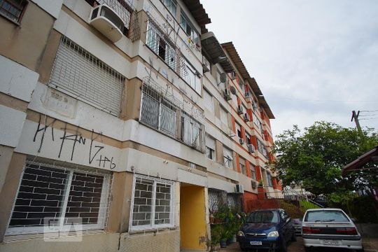 Fachada do bloco de apartamento para alugar com 2 quartos, 48m² em Rubem Berta, Porto Alegre