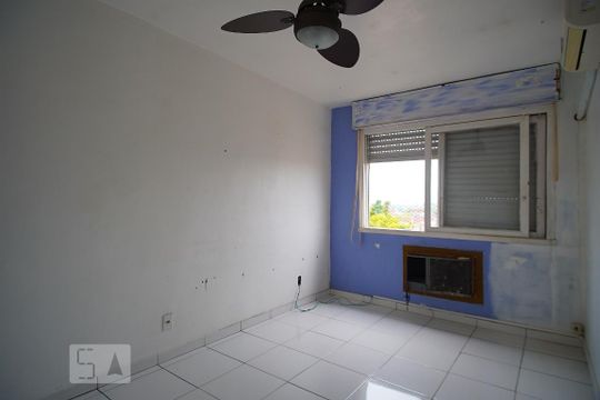 Quarto 1 de apartamento para alugar com 2 quartos, 48m² em Rubem Berta, Porto Alegre