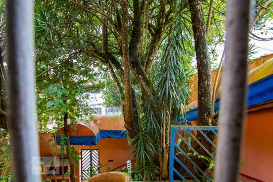 Vista do quarto 1 de casa para alugar com 2 quartos, 214m² em Jardim Vila Rica, Santo André