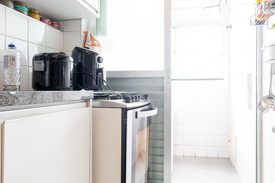 Cozinha de apartamento para alugar com 2 quartos, 50m² em Pinheiros, São Paulo