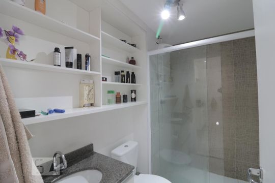 Banheiro de apartamento à venda com 1 quarto, 32m² em Catumbi, São Paulo