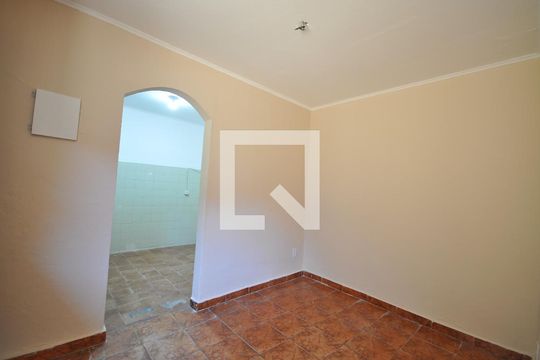 Sala de casa à venda com 1 quarto, 40m² em Vila Santa Terezinha (zona Norte), São Paulo