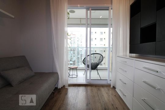 Quarto de apartamento para alugar com 2 quartos, 74m² em Vila Gertrudes, São Paulo