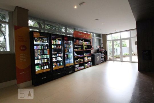 Área comum - mercadinho de apartamento para alugar com 2 quartos, 74m² em Vila Gertrudes, São Paulo