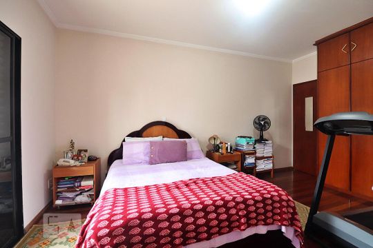 Quarto Suíte de casa à venda com 3 quartos, 181m² em Jardim Las Vegas, Santo André