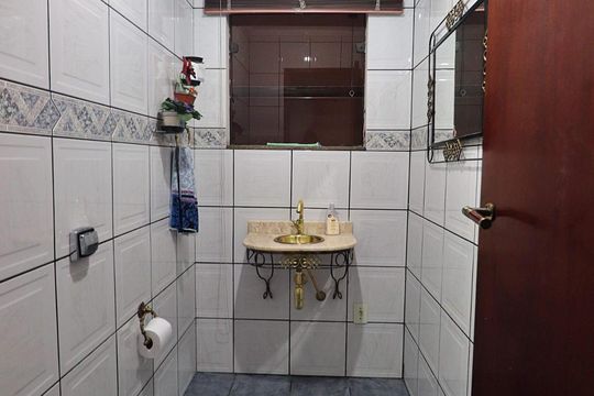 Lavabo de casa à venda com 3 quartos, 181m² em Jardim Las Vegas, Santo André