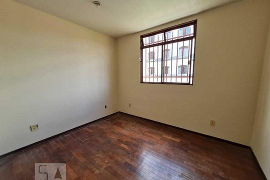 Apartamento à venda com 4 quartos, 120m² em Nova Floresta, Belo Horizonte