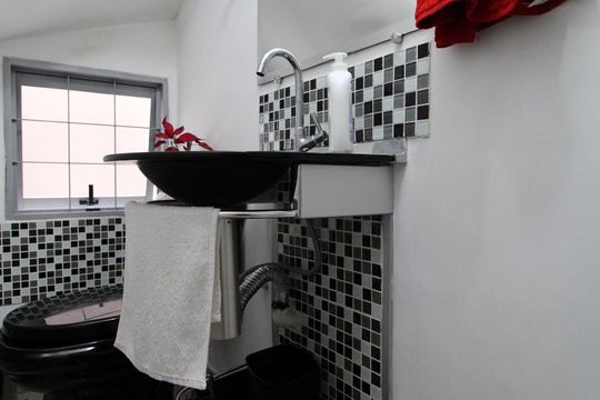Lavabo de casa à venda com 3 quartos, 96m² em Parque Colonial, São Paulo