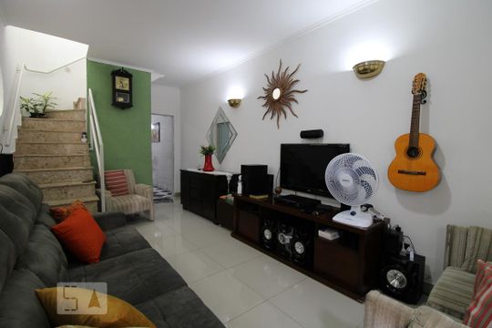 Casa à venda com 3 quartos, 96m² em Parque Colonial, São Paulo