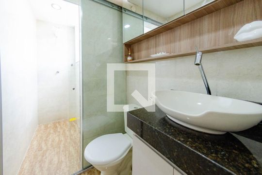 Banheiro suíte de apartamento à venda com 3 quartos, 83m² em Nova Suíssa, Belo Horizonte