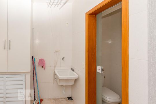 Area de Serviço de casa de condomínio para alugar com 2 quartos, 100m² em Campo Belo, São Paulo