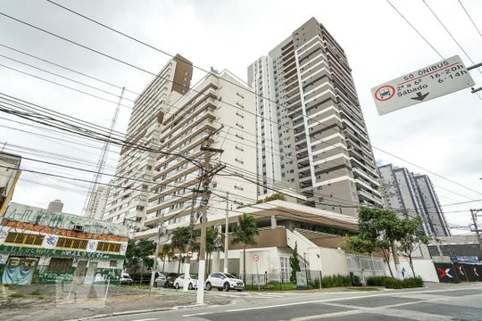 Fachada de apartamento para alugar com 1 quarto, 43m² em Tatuapé, São Paulo