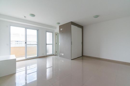 Kitnet/Studio à venda com 1 quarto, 40m² em Vila do Encontro, São Paulo