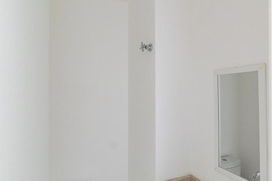 Lavabo de kitnet/studio à venda com 1 quarto, 40m² em Vila do Encontro, São Paulo