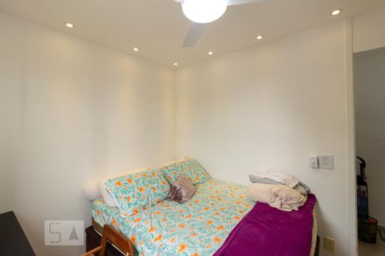 Quarto 1 de apartamento à venda com 2 quartos, 47m² em Campo Grande, Rio de Janeiro