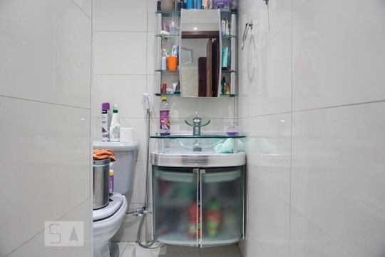 Banheiro de apartamento à venda com 2 quartos, 50m² em Vila Silvia, São Paulo