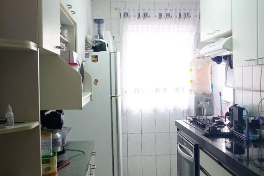 Cozinha de apartamento à venda com 2 quartos, 50m² em Vila Silvia, São Paulo